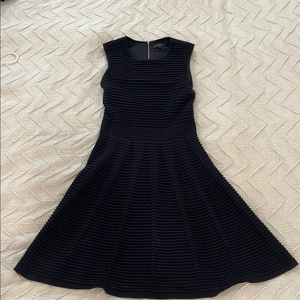 Ted Baker - Elegant Navy Blue Sleeveless Dress